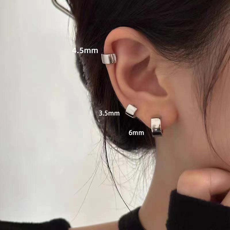 Chic Glossy C-Shaped Women's Earrings: European American Fashion Inspired Studs