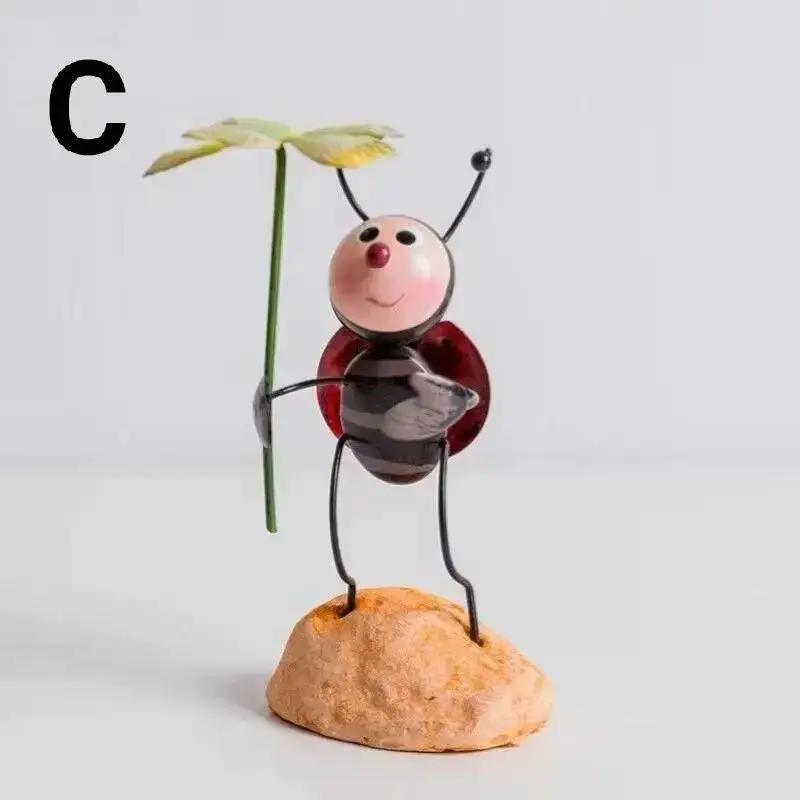 

1 шт. Маленькая божья коровка Креативный отдел Исцеляющие маленькие украшения Гостиная Компьютерный рабочий стол Современное украшение для дома и сада C