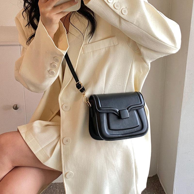 Stylish and simple ins small square bag women's 2024 summer new texture versatile shoulder messenger bag
