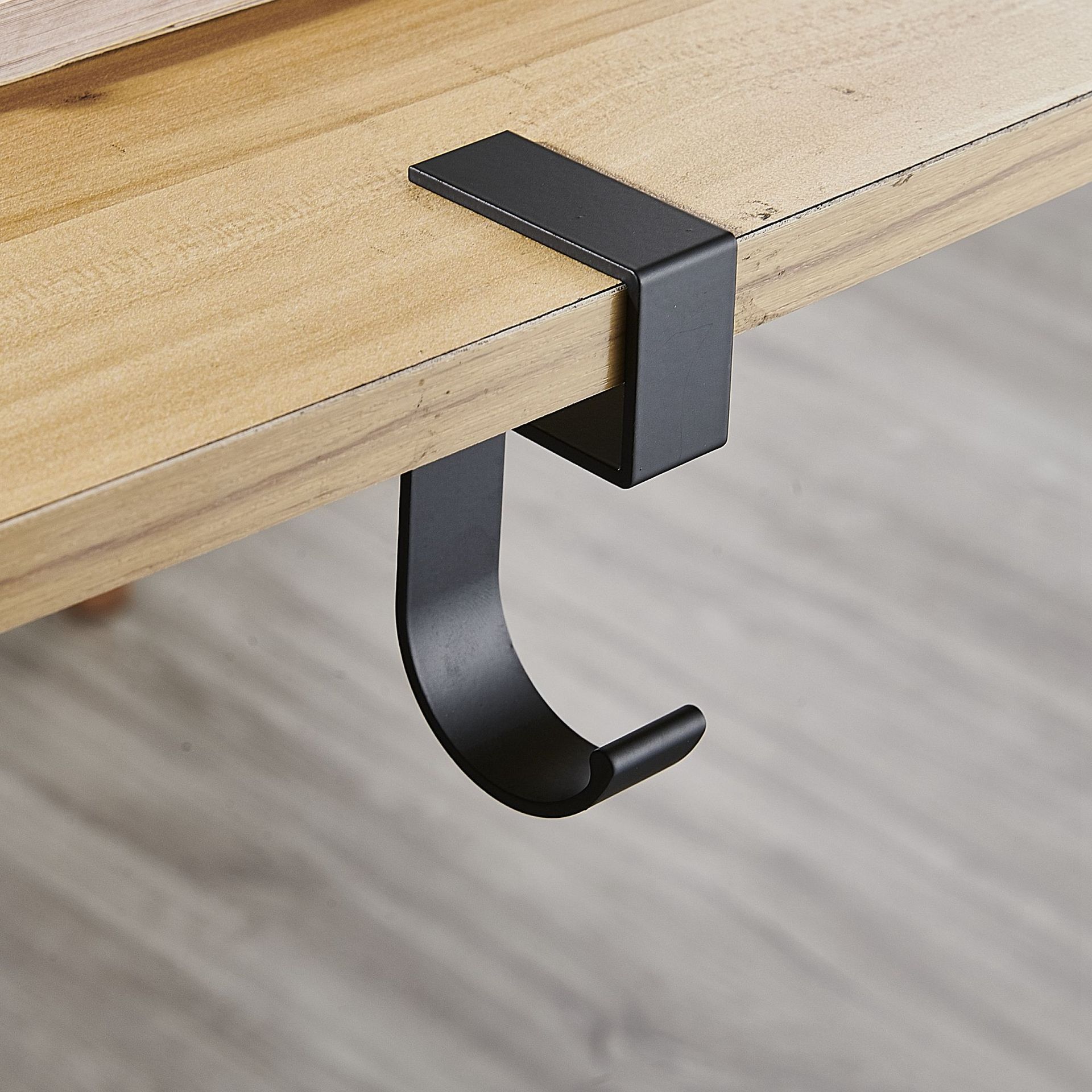 

1 шт., держатель для рюкзака, крючок для подвешивания, регулируемый крючок для края стола, игровая гарнитура, настольная вешалка, органайзер для домашнего офиса без проколов