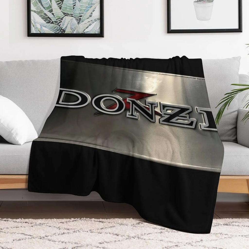 Donzi Boats Metal Plate Throw Blanket Lightweight Cozy Blanket for Bed Sofa
