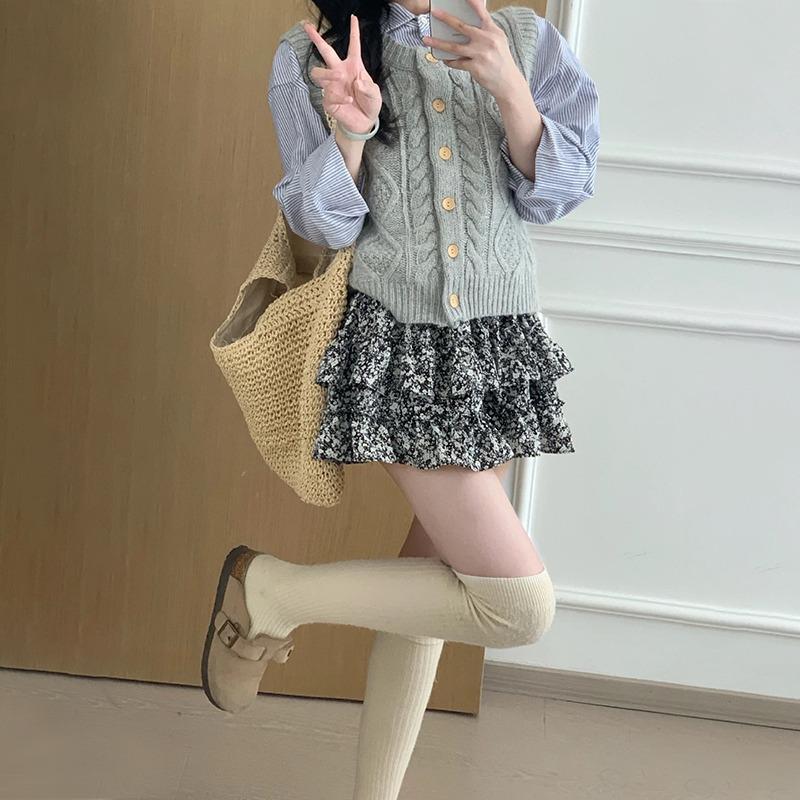 Autumn women's new top retro women's sweater cardigan gray knitted vest women's small