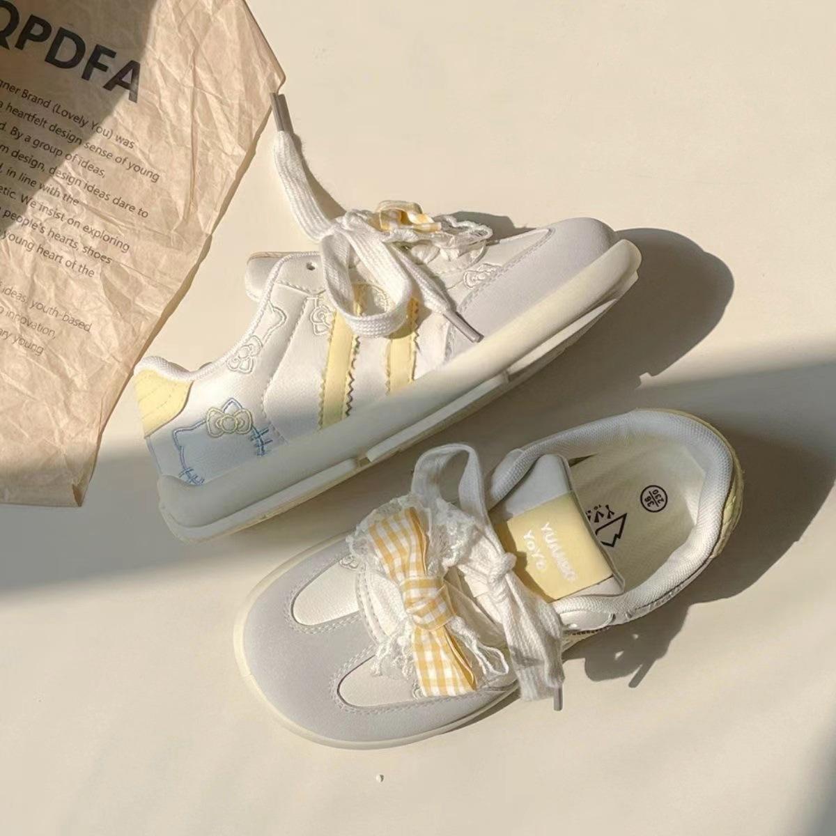 

Niche versatile new autumn casual bread shoes women s little white shoes dopamine board shoes women 35