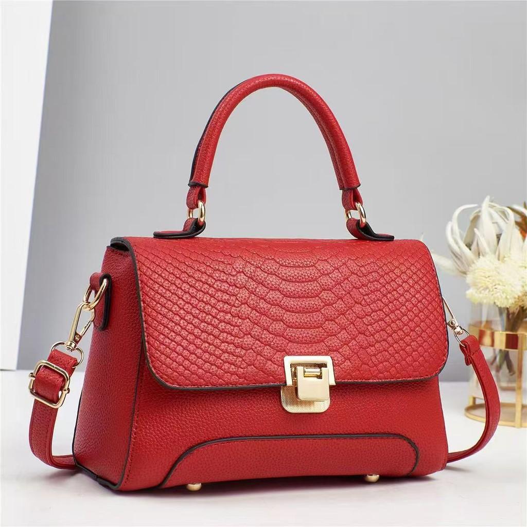Chic Pu Leather Crocodile Pattern Mini Handbag Stylish Versatile Shoulder Bag For Everyday Use