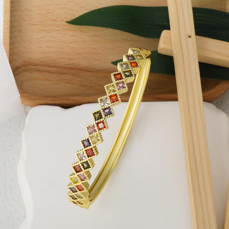 European and American Fashion Micro-paved Colored Zircon Bracelet Trendy Bracelet One  Size(18CM~21CM)