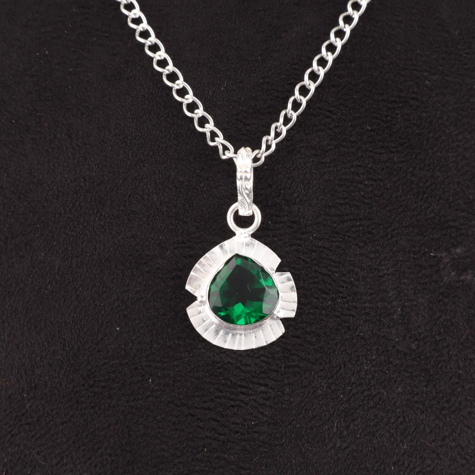 

Heart Green Emerald Stone Birthday Daughter Gift Trendy May Pendant 925 Silver PP-8-9