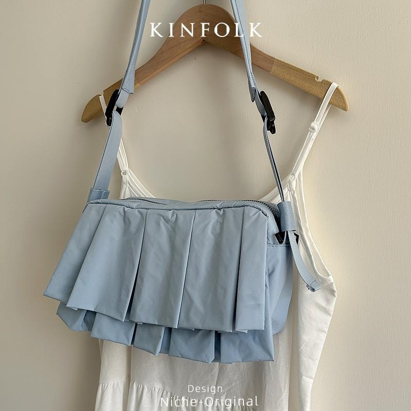 

2025 New Niche Design Armpit Bag Women s Trendy Pleated Skirt High-end Retro All-match Single-shoulder Stick синий