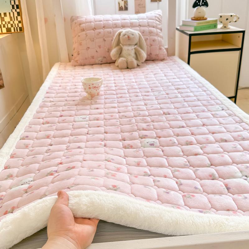 Coral milk fleece thickened flannel mattress cover blanket mattress quilt bedding mattress