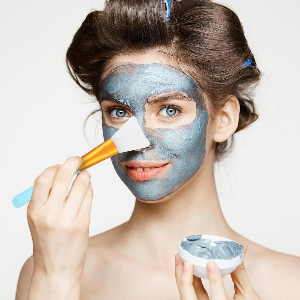 2PCS Silicone Mask Applicator Tool Face Mask Brush Soft Silicone Facial Mud Makeup Brushes Face Mask Beauty Tool Hairless Spatula Applicator Tools