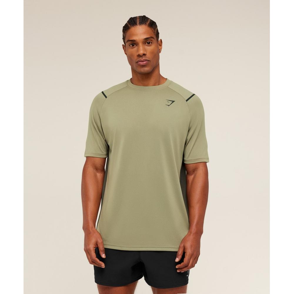 Gymshark Arrival ConTrasT T shirT Grounded Green    sTrengTh Green A4c4o Edd0