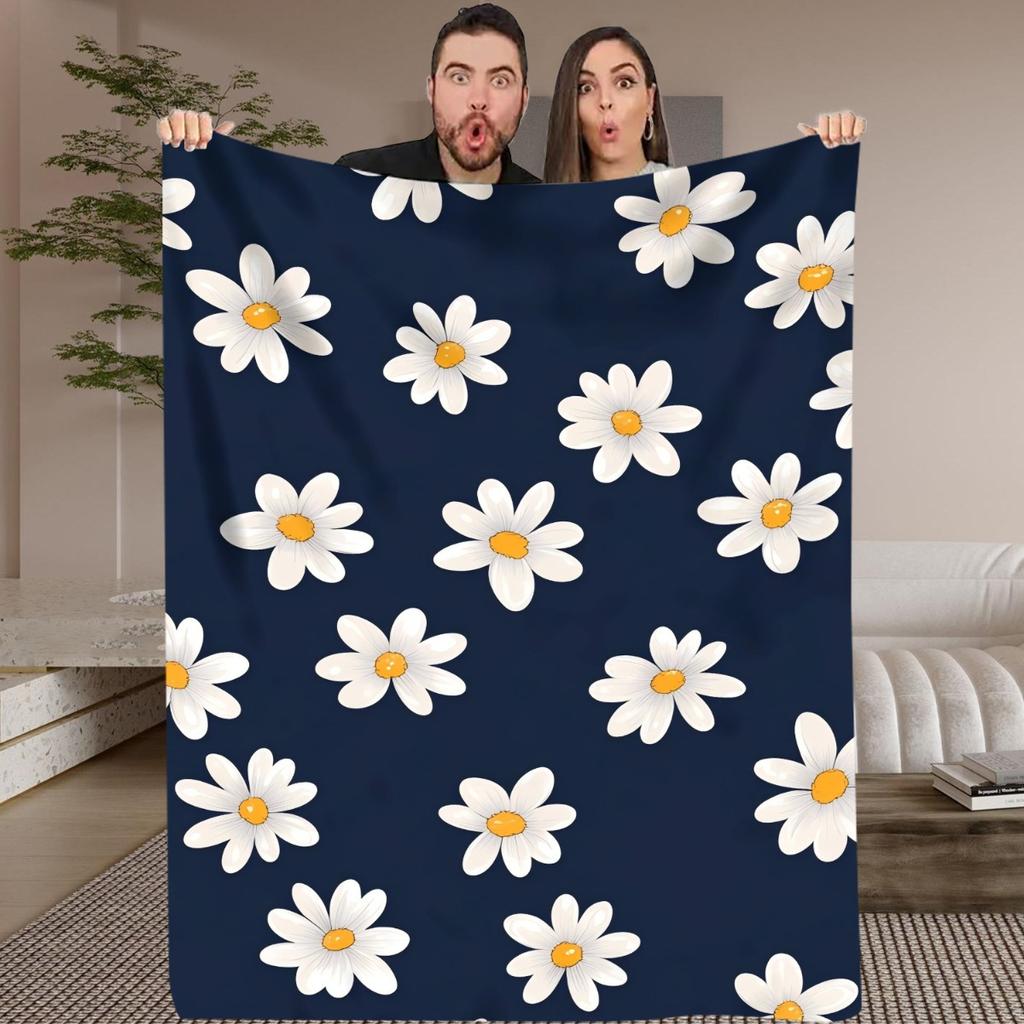 1pc Daisy Pattern Throw Blanket - Soft Flannel All-Season Warmth, Contemporary Geometric Design In Mixed Colors, Versatile for