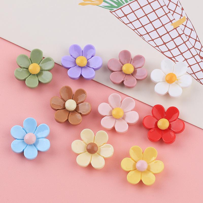Glossy Six-Petal Flower Resin Accessory: DIY Cream Glue Phone Case Ornament, Hair Clip, and Drop Oil Headdress Material.