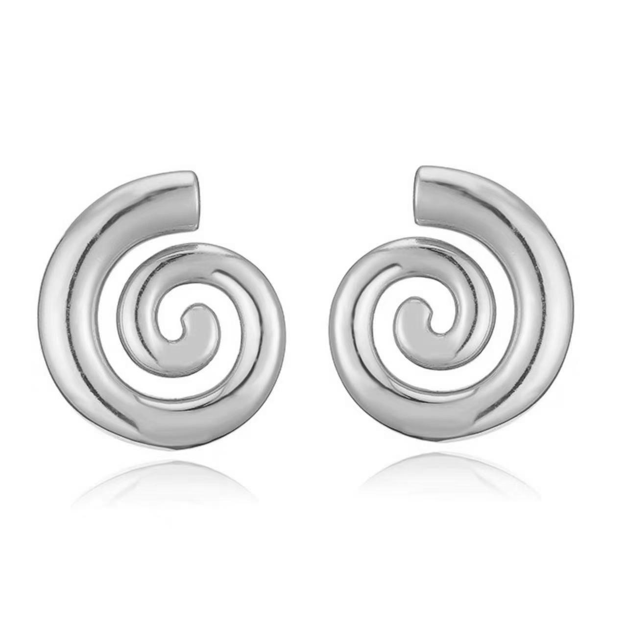 

HECHENG,Glossy Conch Heart Geometric Patterns Fashion Hip Hop Punk Women s Earrings Glamour Vintage Jewellery 1 pair