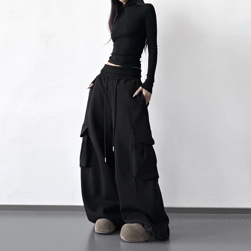 Versatile High-Waisted Women s Cargo Sweatpants: 2025 Autumn/Winter Collection Small