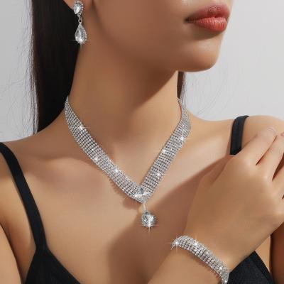 Bridal Jewelry Set, Necklace, Stud Earrings, Bracelet, Wedding Three-Piece Wedding Evening Dress Accessories