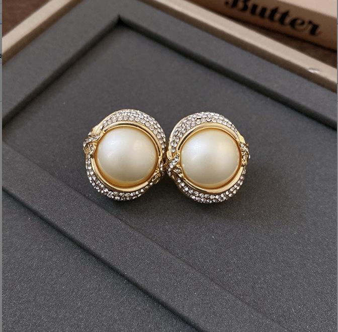 Silver Needle Simulation Camellia Stud Earrings French Retro Elegant Earrings Personalized Fashion Versatile Earrings Niche High Sense