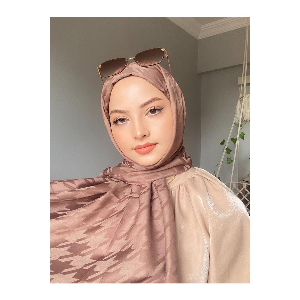 Houndsfoot Patterned Silky Jacquard Shawl