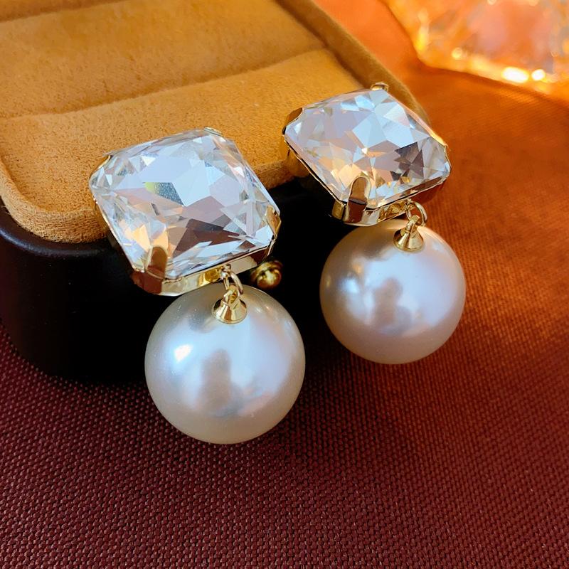 Fashion Diamond-encrusted Square Imitation Pearl Silver Needle Earrings French Light Luxury Temperament Sexy Geometric Earrings