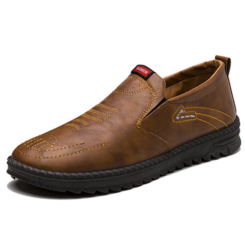 Boty pro volný čas Formální One Foot Stirrup Business Soft Bottom Britský styl Pohodlné a univerzální pánské kožené boty