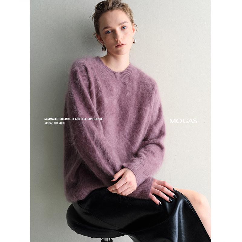 Women's Winter Soft Cashmere Knit Sweater - Round Neck, Silhouette Design