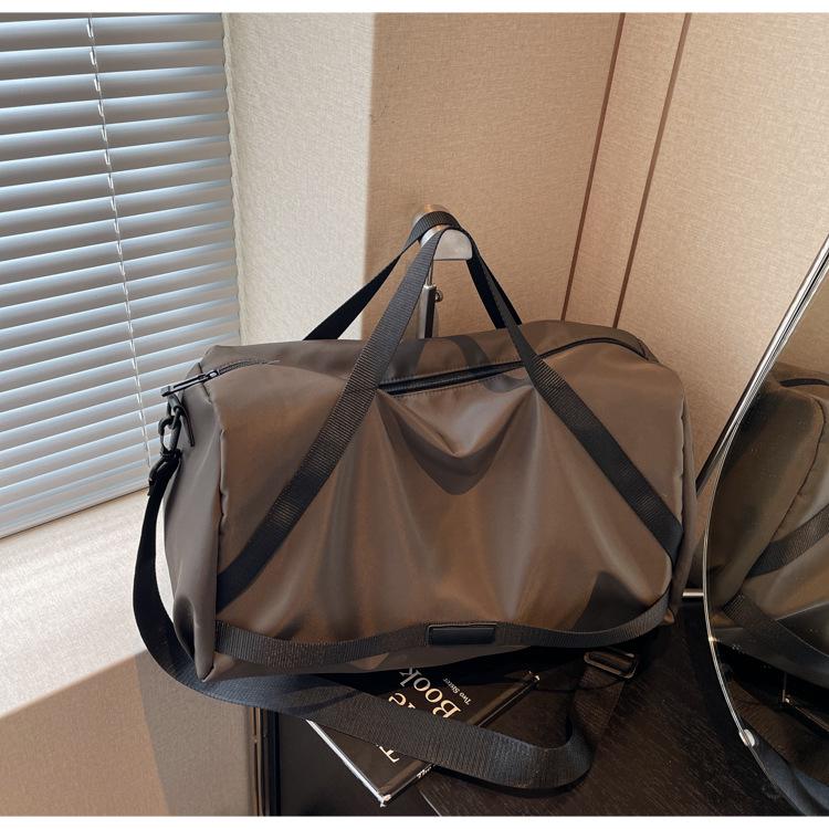Lightweight Large-Capacity Travel Bag: Perfect for Maternity, Gym, Short Trips, or Students