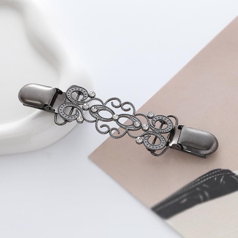 

Европейско-американская брошь в стиле ретро с цветком: Роскошная клипса для свитера из сплава - Бесплатная доставка