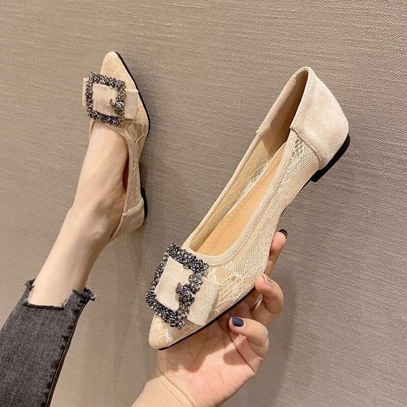 Sandals women's 2025 new comfortable and breathable flat-bottomed pointed single shoes summer mesh lace versatile black work shoes