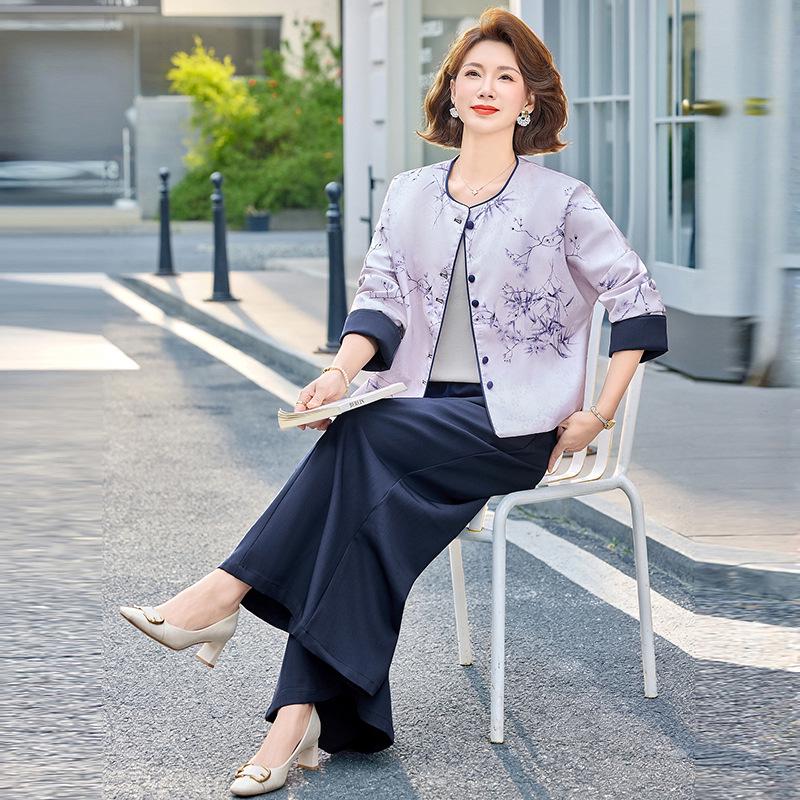 

2026 New Chinese Style Mom s Spring Suit: Chic Jacket & Wide-leg Pants for Middle-aged Women - Perfect for Mother s Day 2XL (52.5-60 kg)