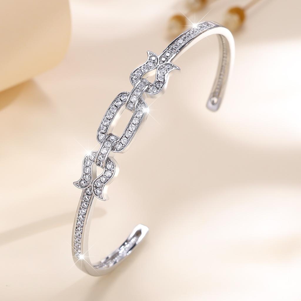 Fashionable and Exquisite Irregular Micro-paved Zirconia Open Bracelet for Women