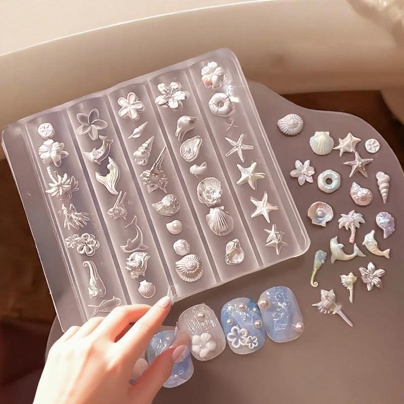 3D Form Silikon Nail Art Dekorasjoner DIY Blomsterdesign Maler Form For Negler Smykkekunst Gjennomsiktig Negleform Verktøy