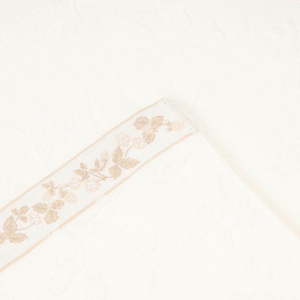 Nishikawa Bath Towel, 100% Cotton, Wedgwood Wild Strawberry, Strawberry Design, Smooth Shirring, Soft Ivory, TT11304606I