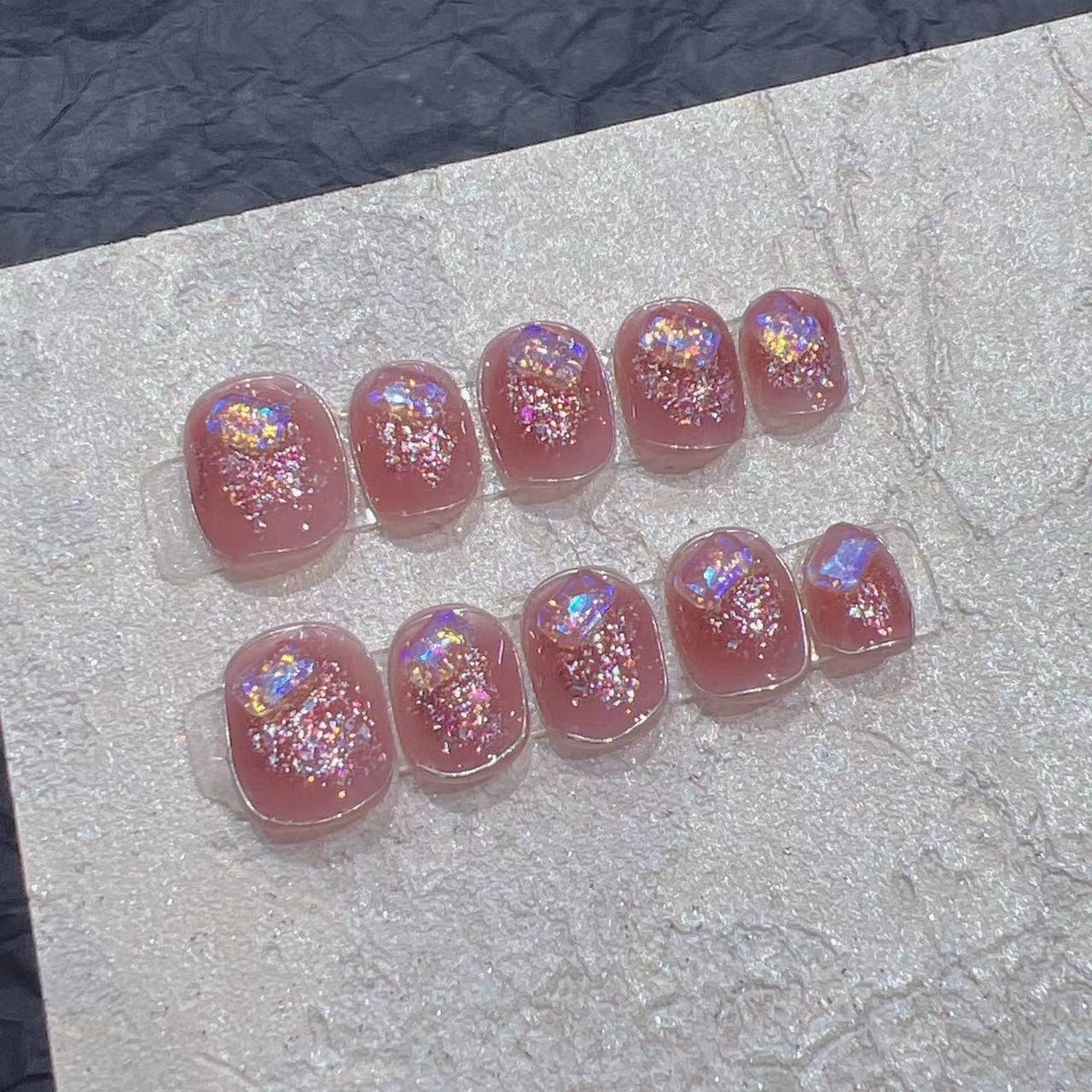 

Ношение ногтей Ручная работа Нейл-арт Готовые накладные ногти Заплатки для ногтей Японский Вишневый Румянец Аврора Бриллиант Короткие Ногти Large L