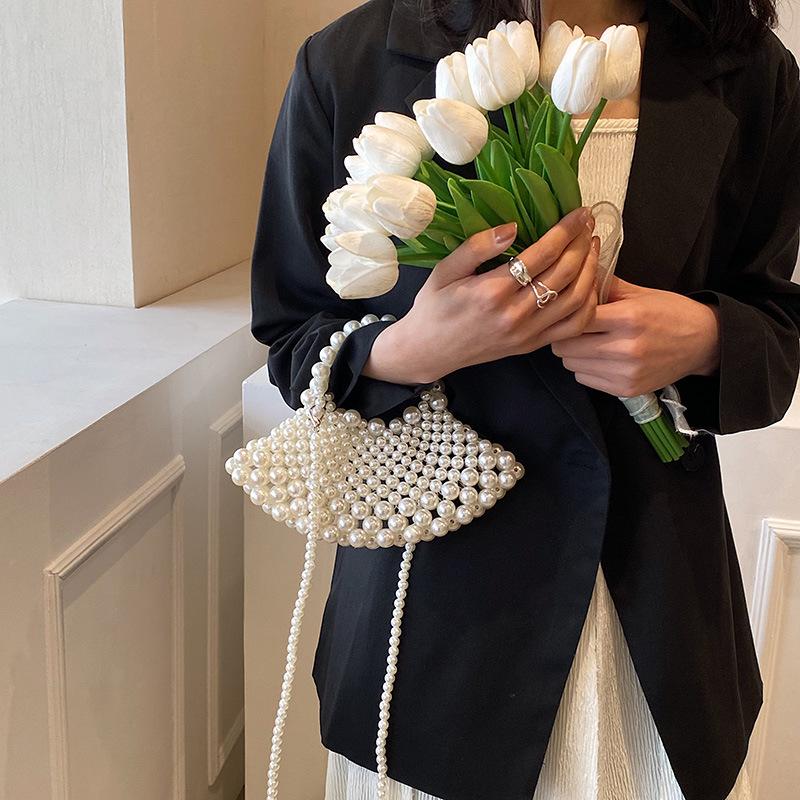 2023 Ins New Korean Version of Mini Children's Fan-shaped Portable Concave Shape Hand Carrying Slung Pearl Bag Bags for Girls