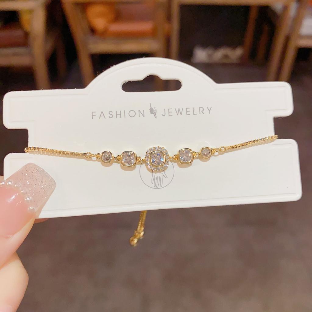 Unique and trendy zircon bracelet - women's light luxury, versatile design