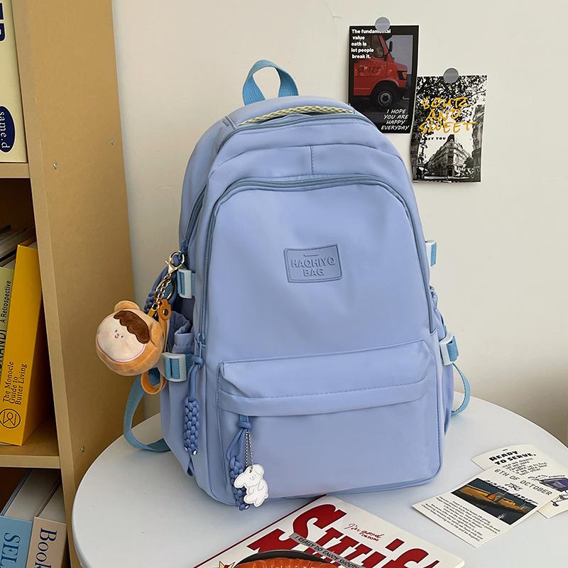 The College High School Versatile Color-blocking Backpack Is A Niche Design for College Students