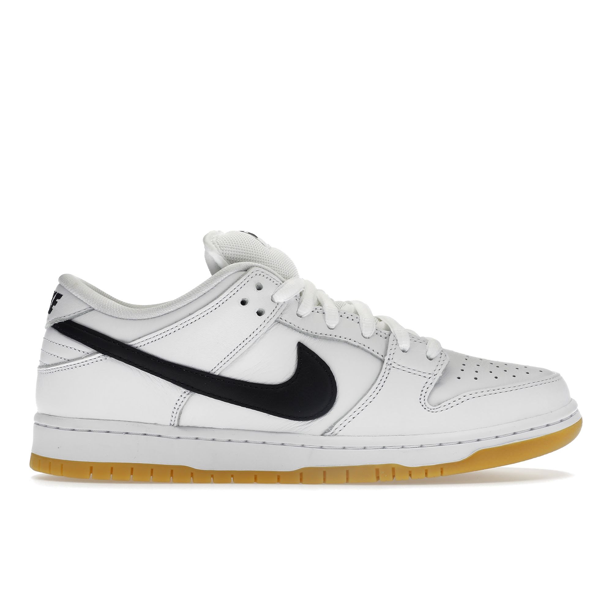 

Кроссовки унисекс Nike Dunk Low SB White Gum Black Gum-Light-Brown CD2563-101 46