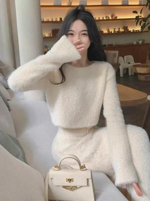 Elegant Knitted Sweater & Skirt Two-Piece Set - High-End Design