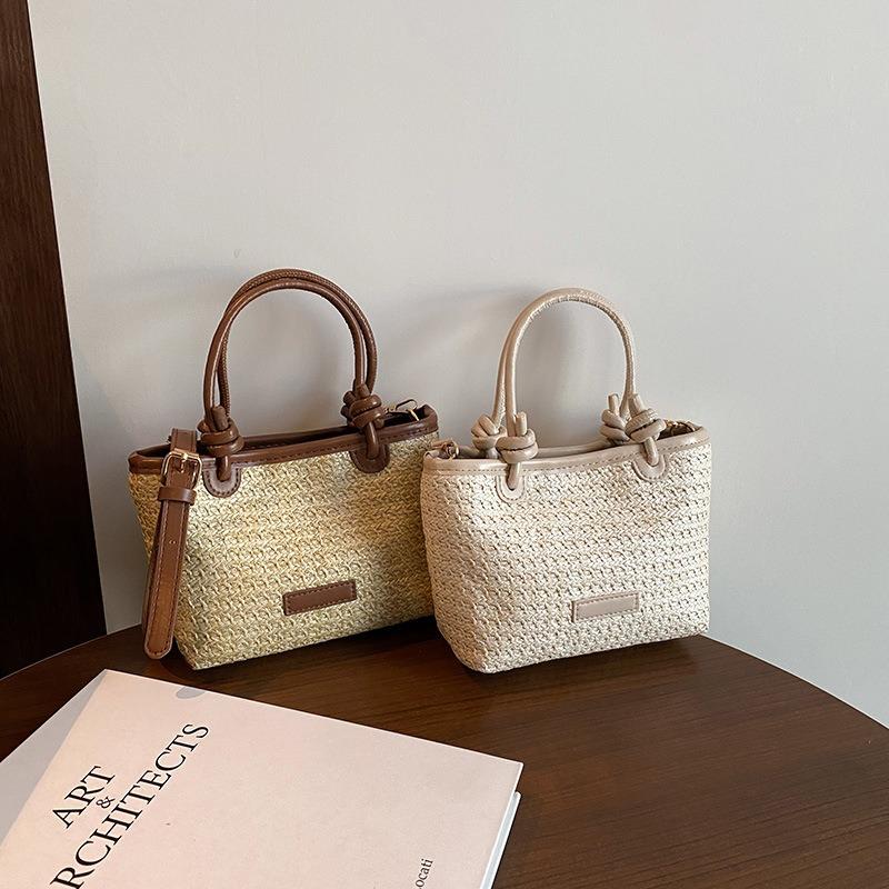 Summer New Hot-selling Straw Bags Vegetable Baskets Messenger Bags Fashionable and Simple Bucket Bags Women