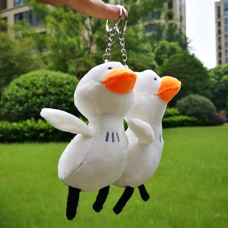 

Ins Come on Duck Cute Plush Doll Pendant Soaring Duck White Duck Keychain School Bag Ornament Collection 16-17cm
