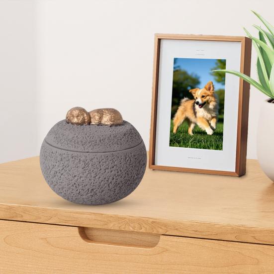 Pet Memorial Urn Moisture-Proof Dog Cat Cremation Urn 350ml Capacity Cement Pet Loss Keepsake Urn for Dogs Cats Bone Ash