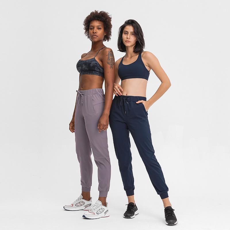 A Pair of Yoga Trousers, Elastic High Waist Loose Casual Leggings, Sports Fitness Pants for Women P Looking Thin