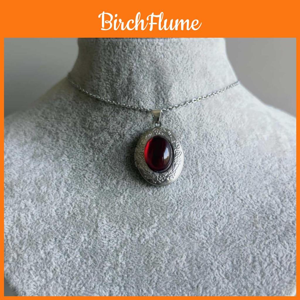 Victorian Style Ruby Crystal Pendant Necklace For Women With Gothic Design