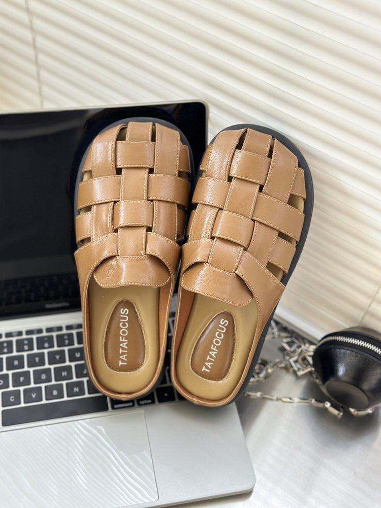 Woven pig cage shoes women's summer thick soles without heels lazy shoes new spring and autumn super fire bag head half slippers