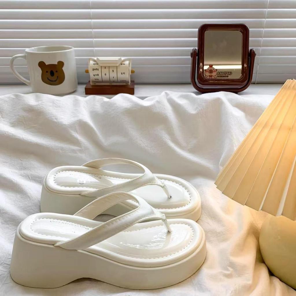 Keilabsatz-Zehensandalen Damen Sommerbekleidung erhöhte dicke Sohle 2025 neu hochwertig vielseitig rutschfest