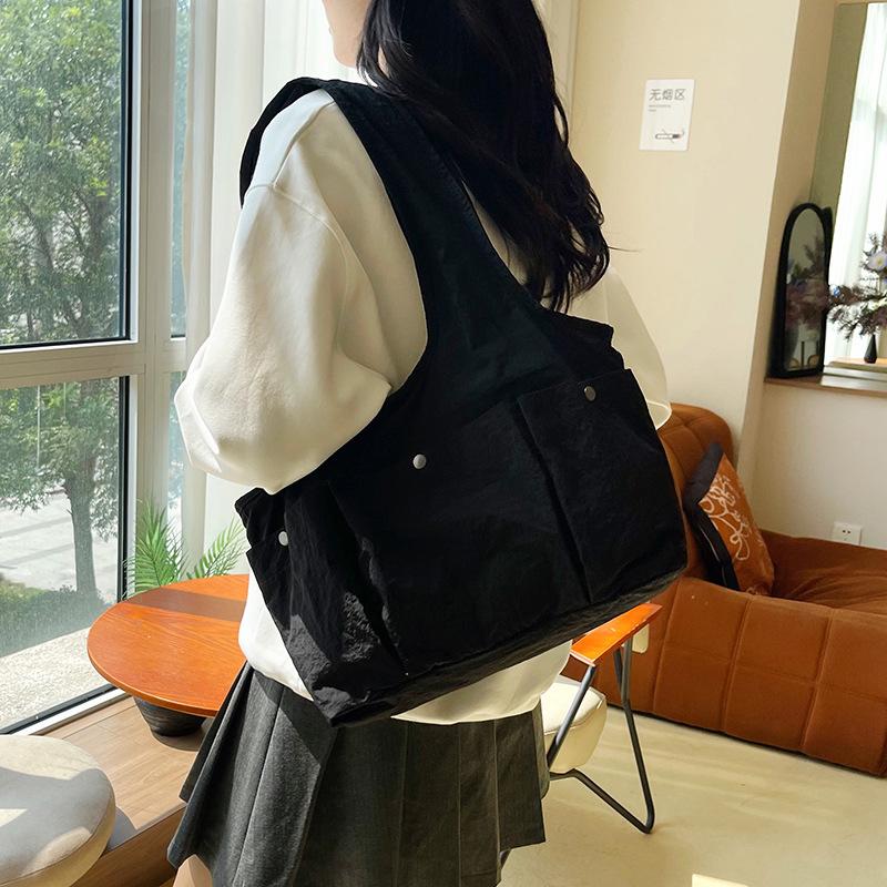 Pleated Multi-Pocket Design Nyl Shoulder Bags for Women Large Capacity Ladies Underarm Tote Lightweight Simple Female Handbags