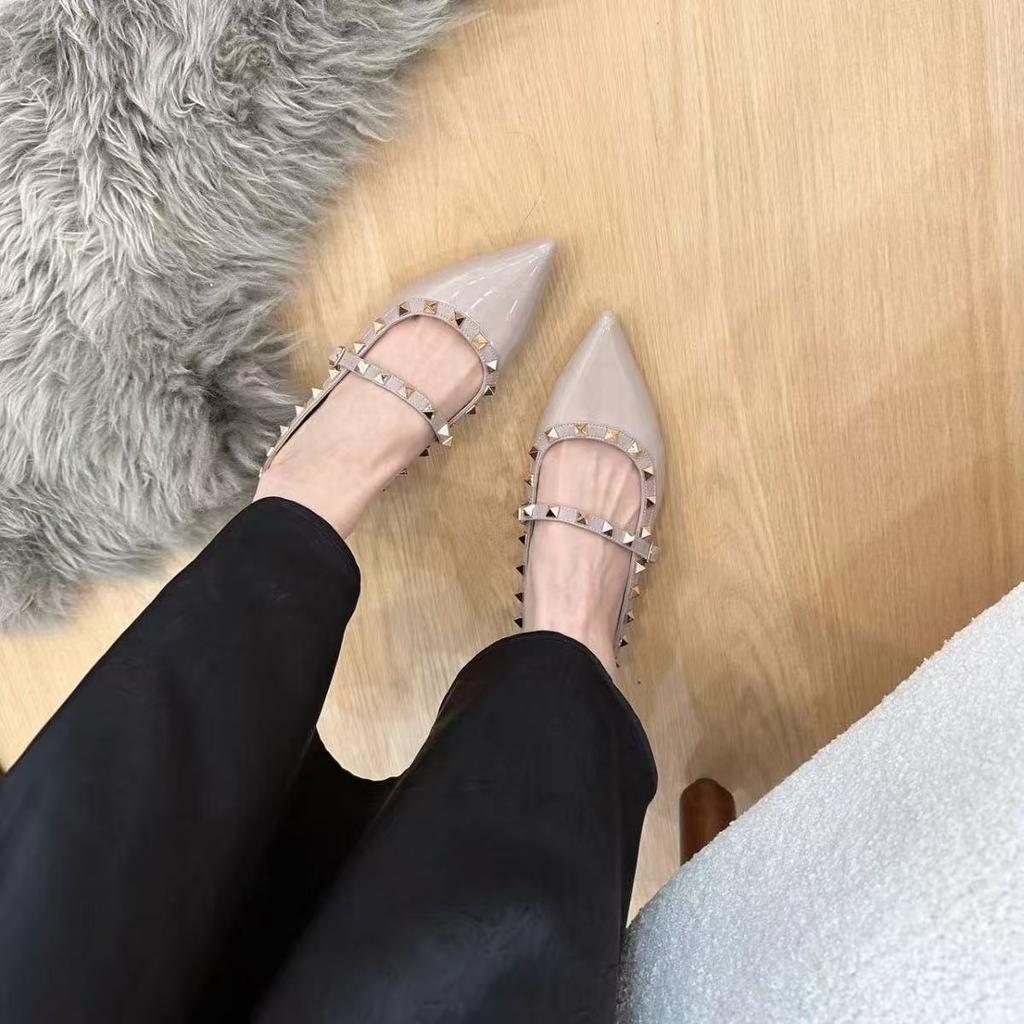 2025 summer new small willow nail bag head half tray women French word with pointed sandals outside wear