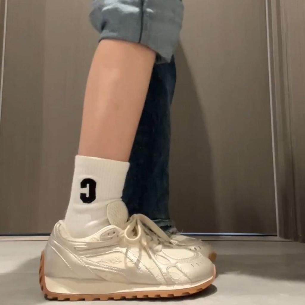 Retro 2025 summer lace edge mesh soft leather super fire training shoes women's height increase sports and leisure versatile Forrest Gump shoes