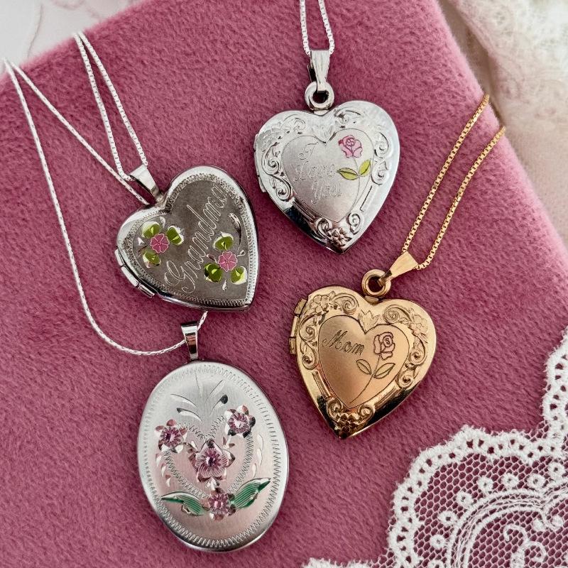 Heart & Oval Engraved Retro Photo Locket Necklace - Stylish Accessory