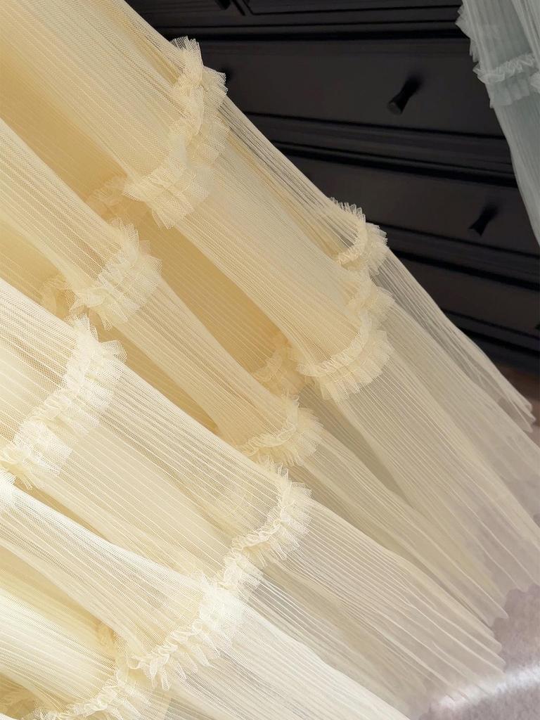 Spring 2026 Gentle Style Wood Ear Mesh Cake Skirt: Slim-Fitting, Mid-Length, Flowy Fairy Skirt for Women