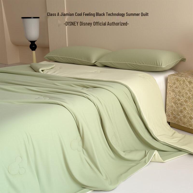 Machine Washable Ice Silk Cooling Summer Quilt